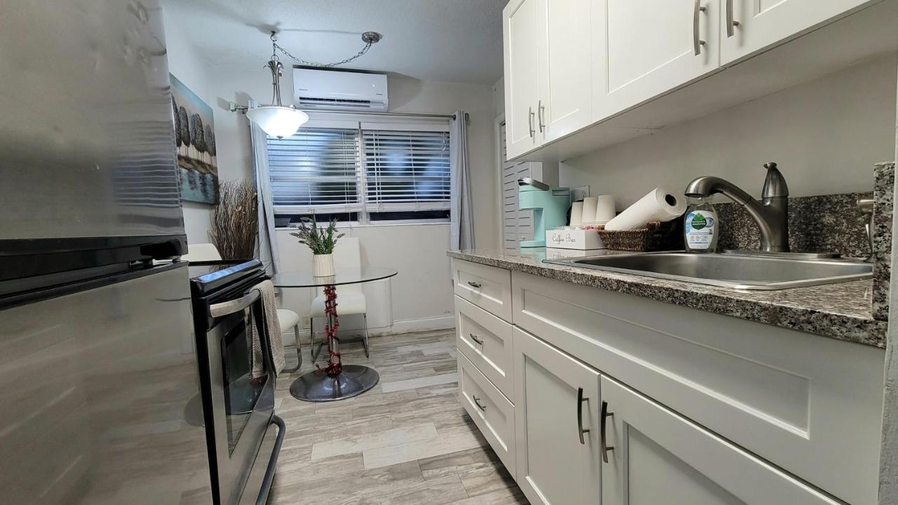 Beachway Inn Lantana Εξωτερικό φωτογραφία